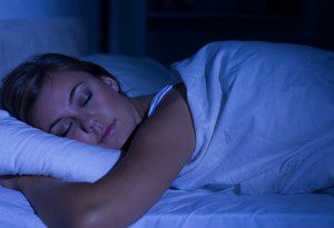 roundup-sleeping-in-dark-room-juicebar